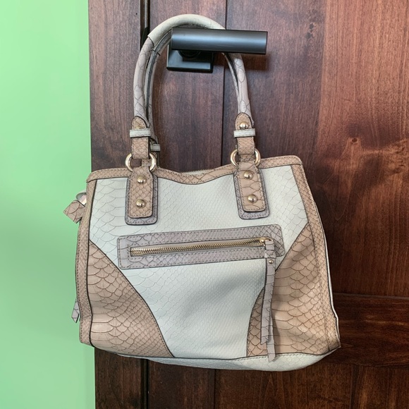 Guess Purse - Picture 2 of 2